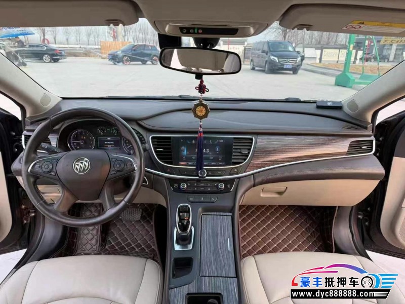 17年别克君越轿车抵押车出售