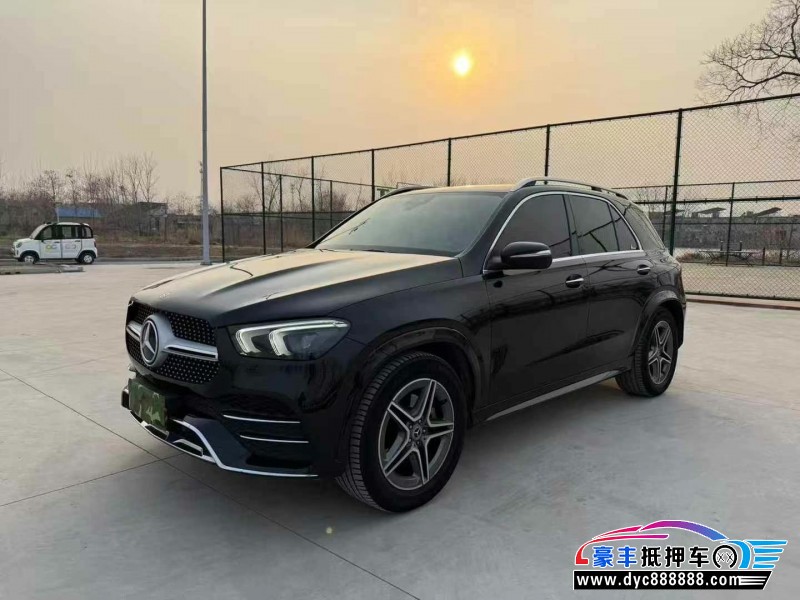 19年奔驰GLE轿车抵押车出售