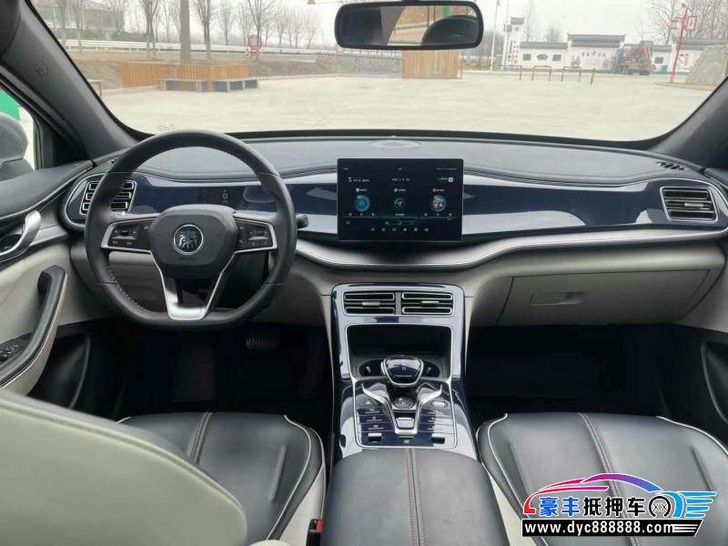 22年比亚迪秦轿车抵押车出售