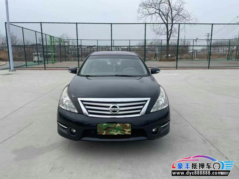 12年日产天籁轿车抵押车出售