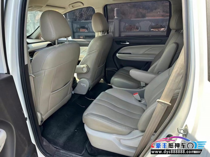 19年传祺m6轿车抵押车出售