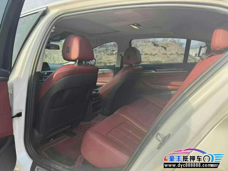 17年宝马5系轿车抵押车出售