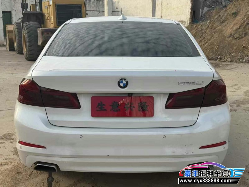 17年宝马5系轿车抵押车出售