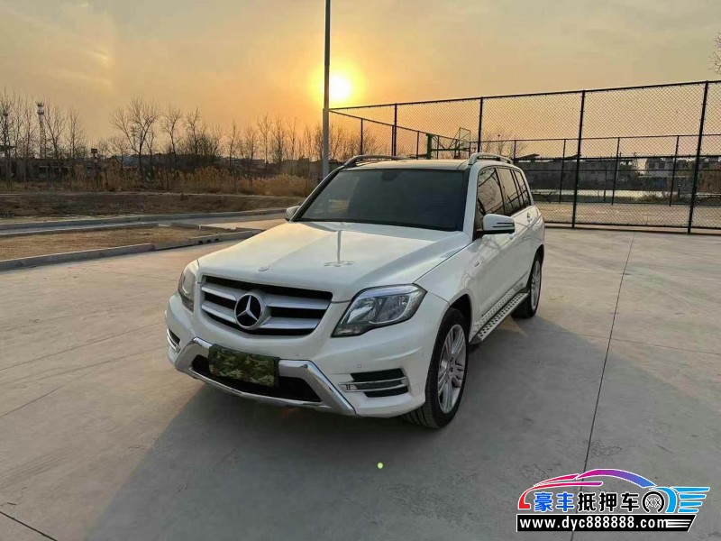 16年奔驰GLK轿车抵押车出售