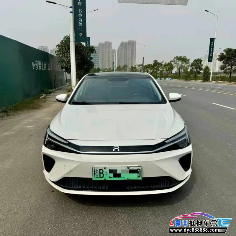 22年非凡ER6轿车抵押车出售