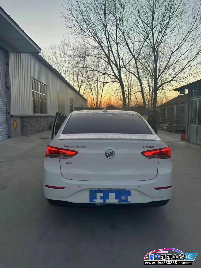 18年别克英朗轿车抵押车出售