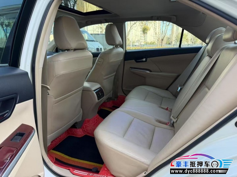 13年丰田凯美瑞轿车抵押车出售