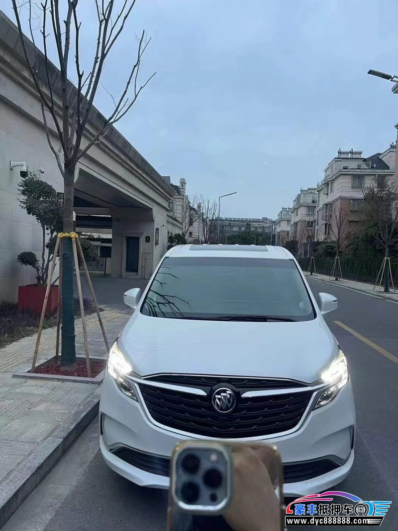 21年别克GL8轿车抵押车出售