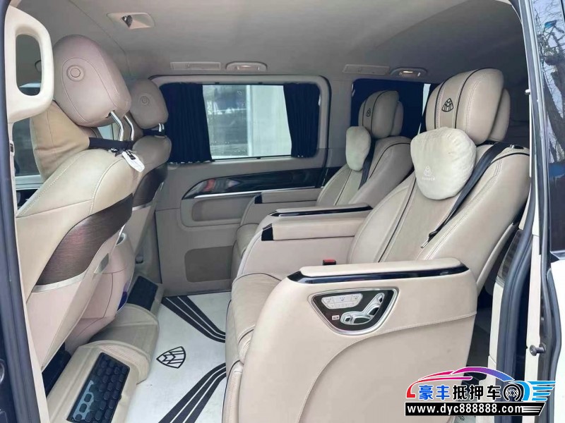 17年奔驰V轿车抵押车出售