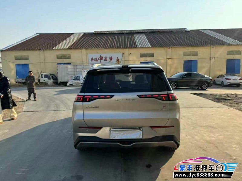 21年埃安Y70轿车抵押车出售