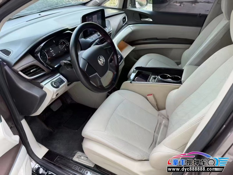 21年别克GL8轿车抵押车出售