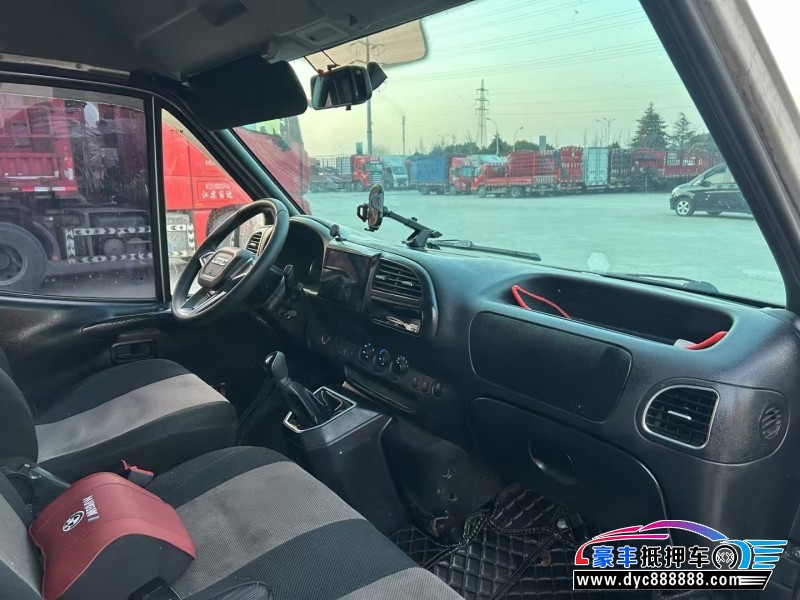 23年江铃特顺轿车抵押车出售