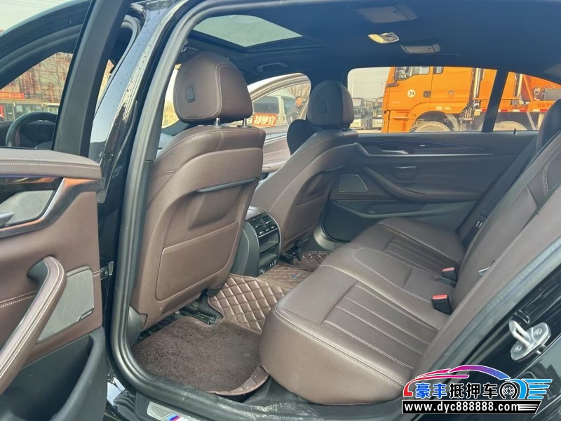 19年宝马5系轿车抵押车出售