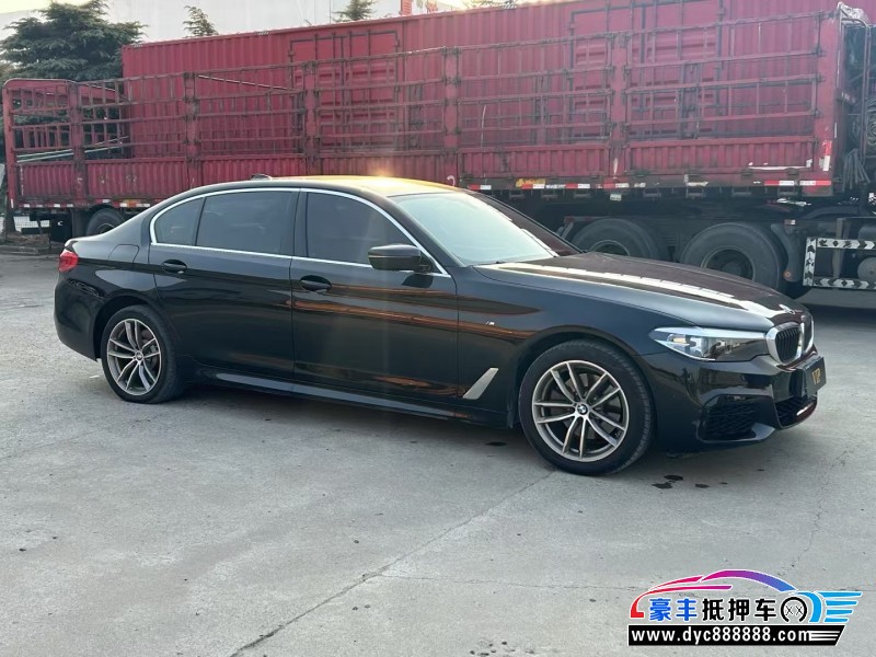 19年宝马5系轿车抵押车出售