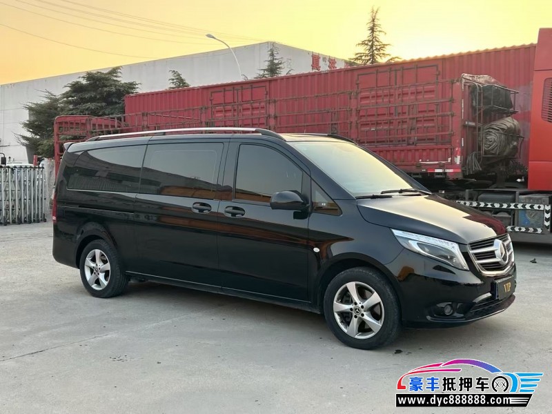 20年奔驰威霆轿车抵押车出售