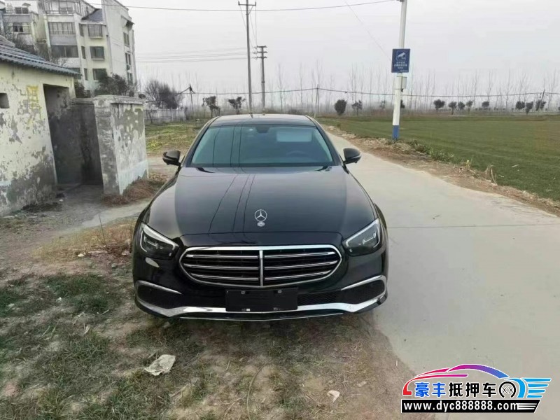 22年奔驰E轿车抵押车出售