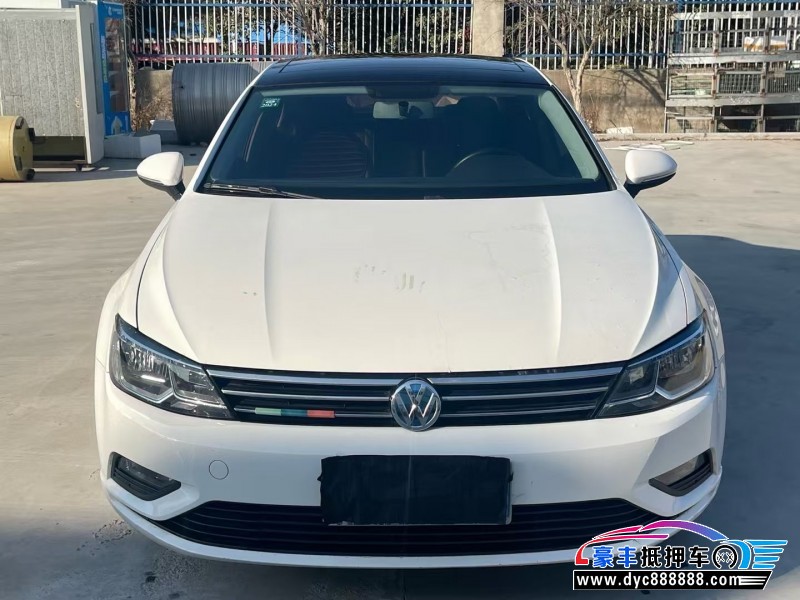 16年大众凌渡轿车抵押车出售