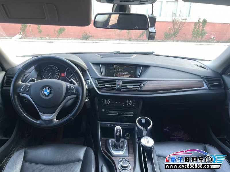 15年宝马X1轿车抵押车出售