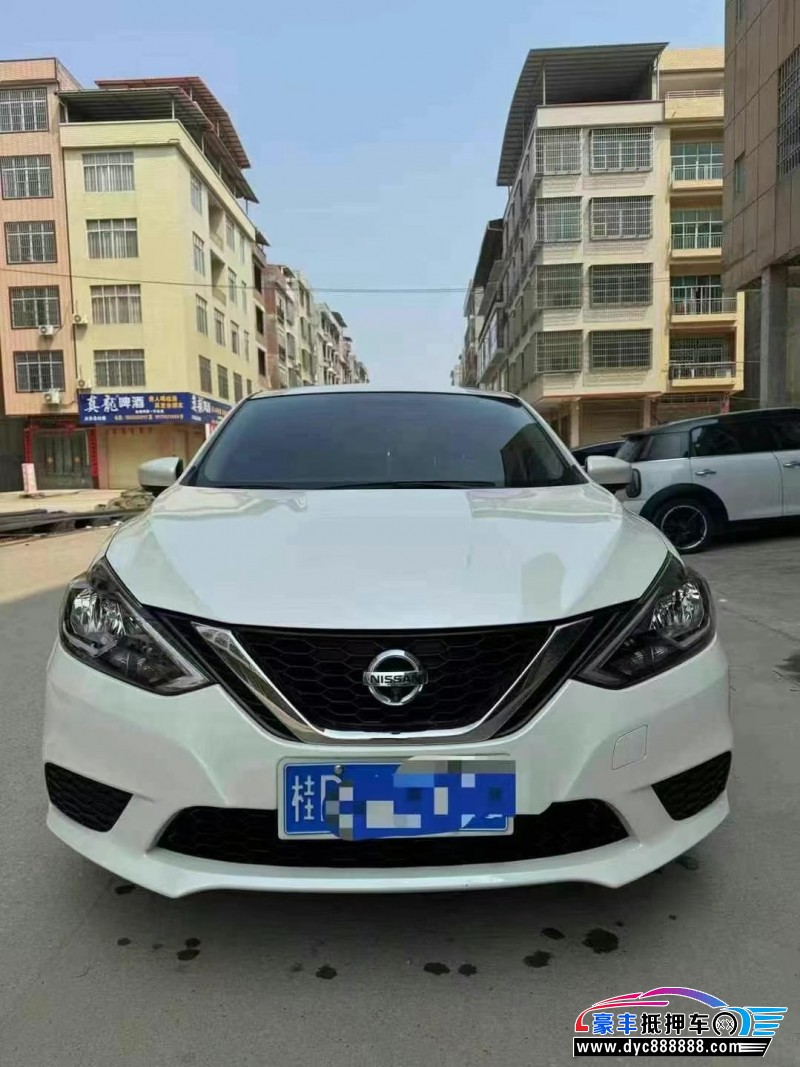 20年日产轩逸轿车抵押车出售