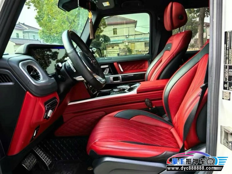 20年奔驰G轿车抵押车出售