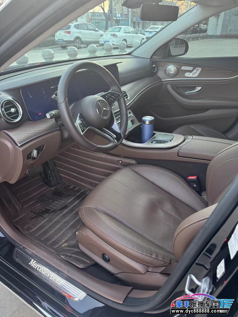 23年奔驰E轿车抵押车出售