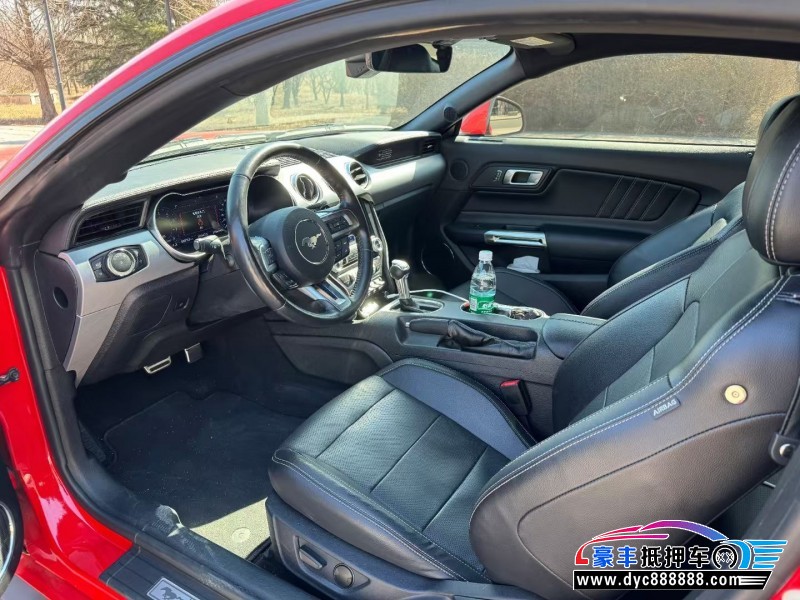 21年福特野马轿车抵押车出售