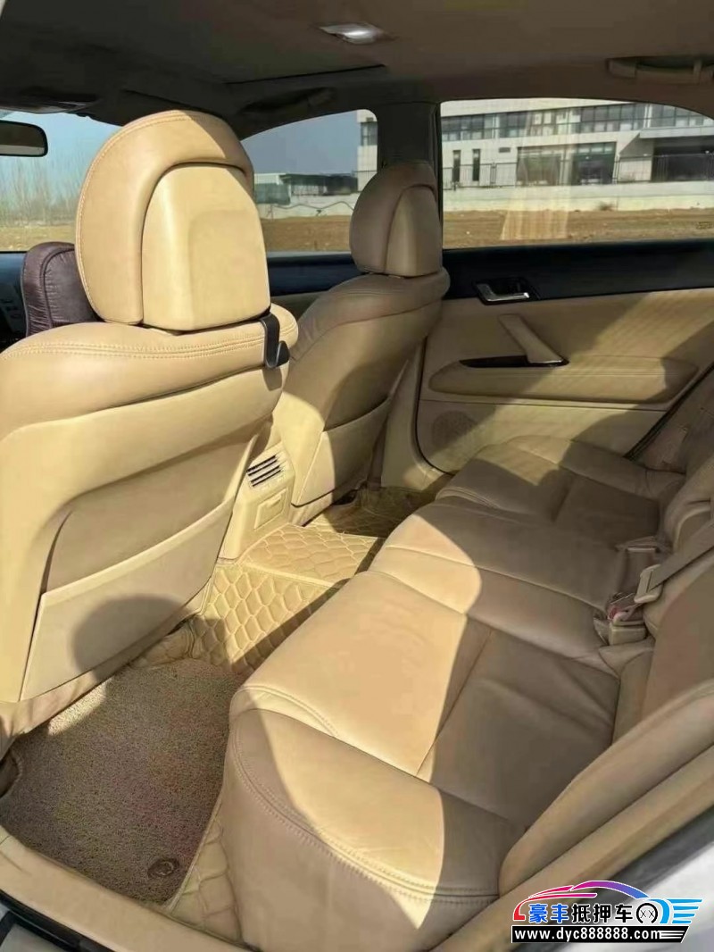 10年丰田锐志轿车抵押车出售