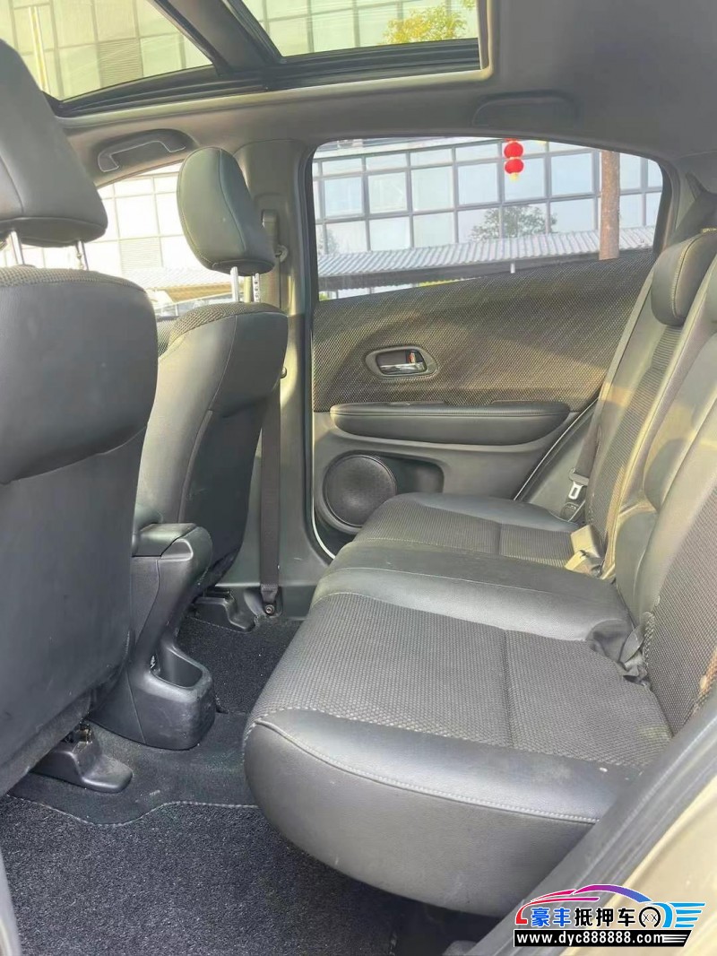 18年本田XRV轿车抵押车出售