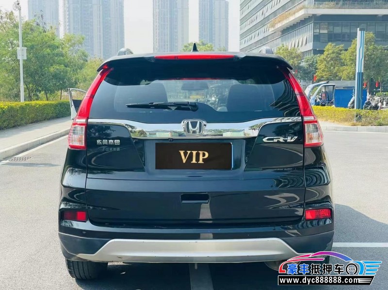 17年本田CR-V轿车抵押车出售