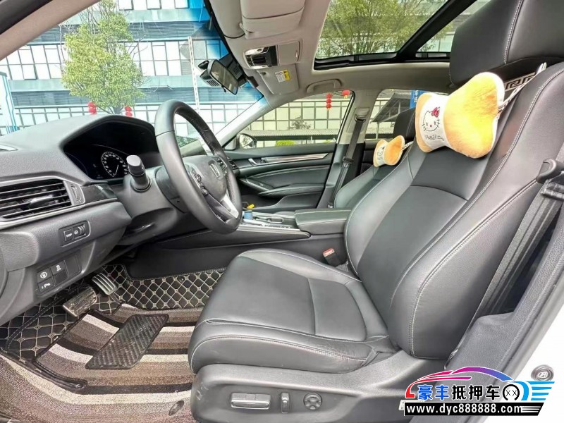 22年本田雅阁轿车抵押车出售