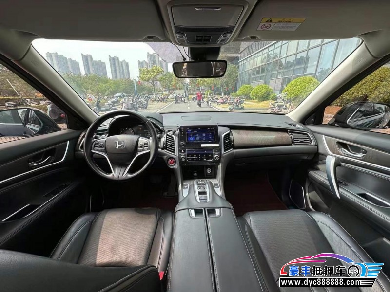 23年本田冠道轿车抵押车出售