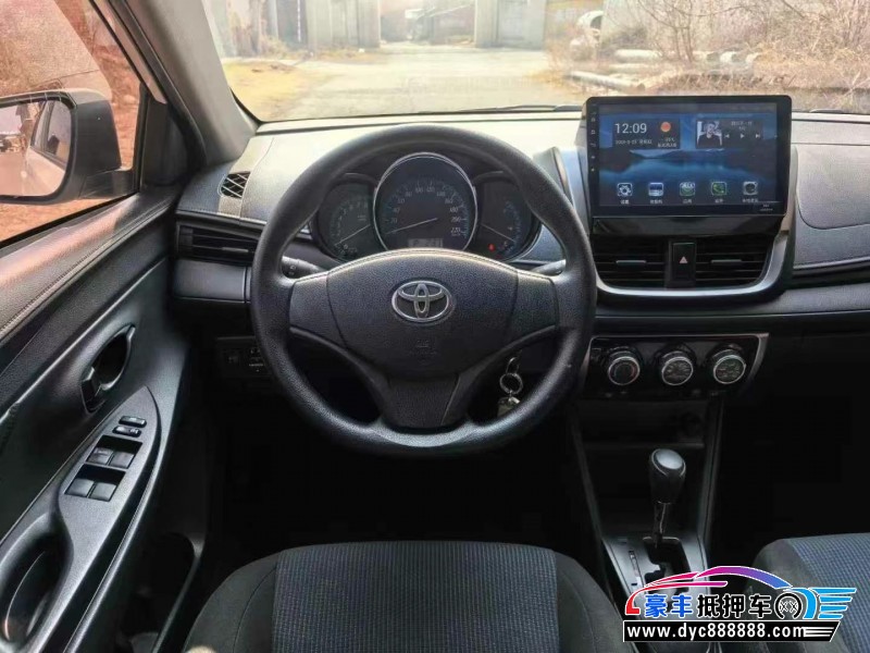 18年丰田YARiS L 致炫轿车抵押车出售