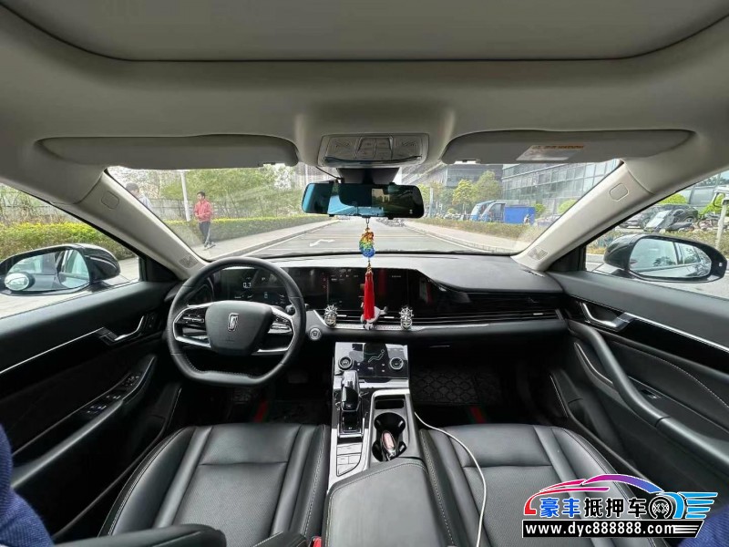 22年奔腾B70轿车抵押车出售