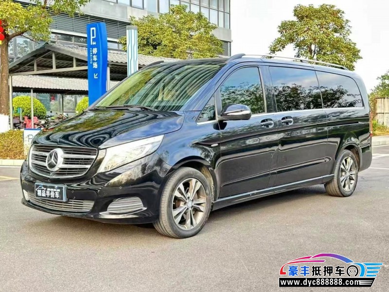 17年奔驰V轿车抵押车出售