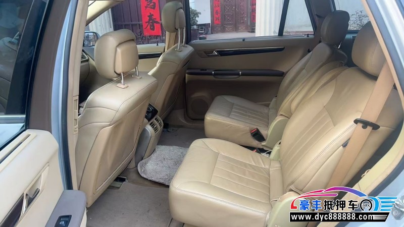 10年奔驰R轿车抵押车出售