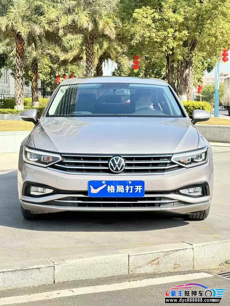 21年大众迈腾轿车抵押车出售