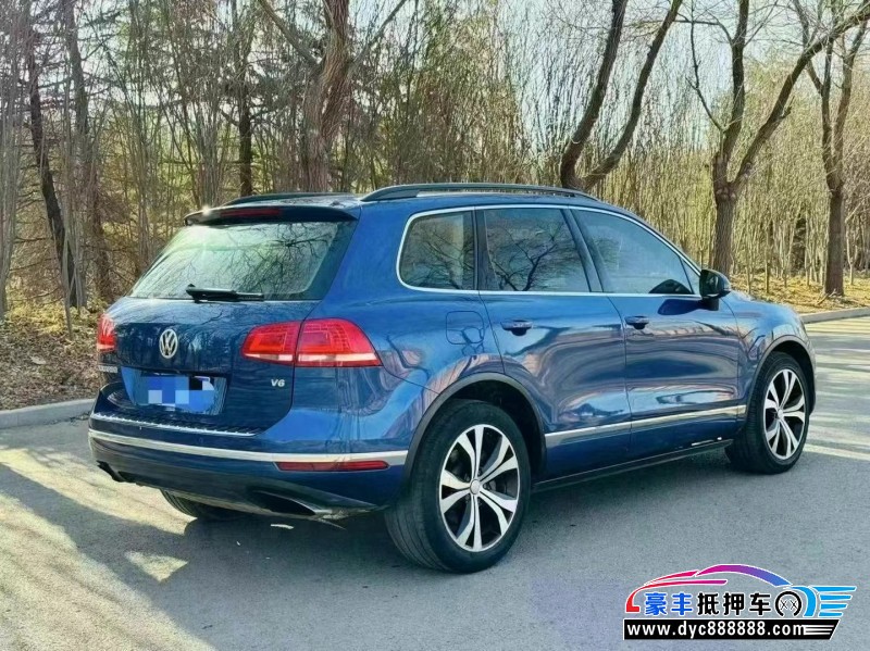 17年大众途锐轿车抵押车出售