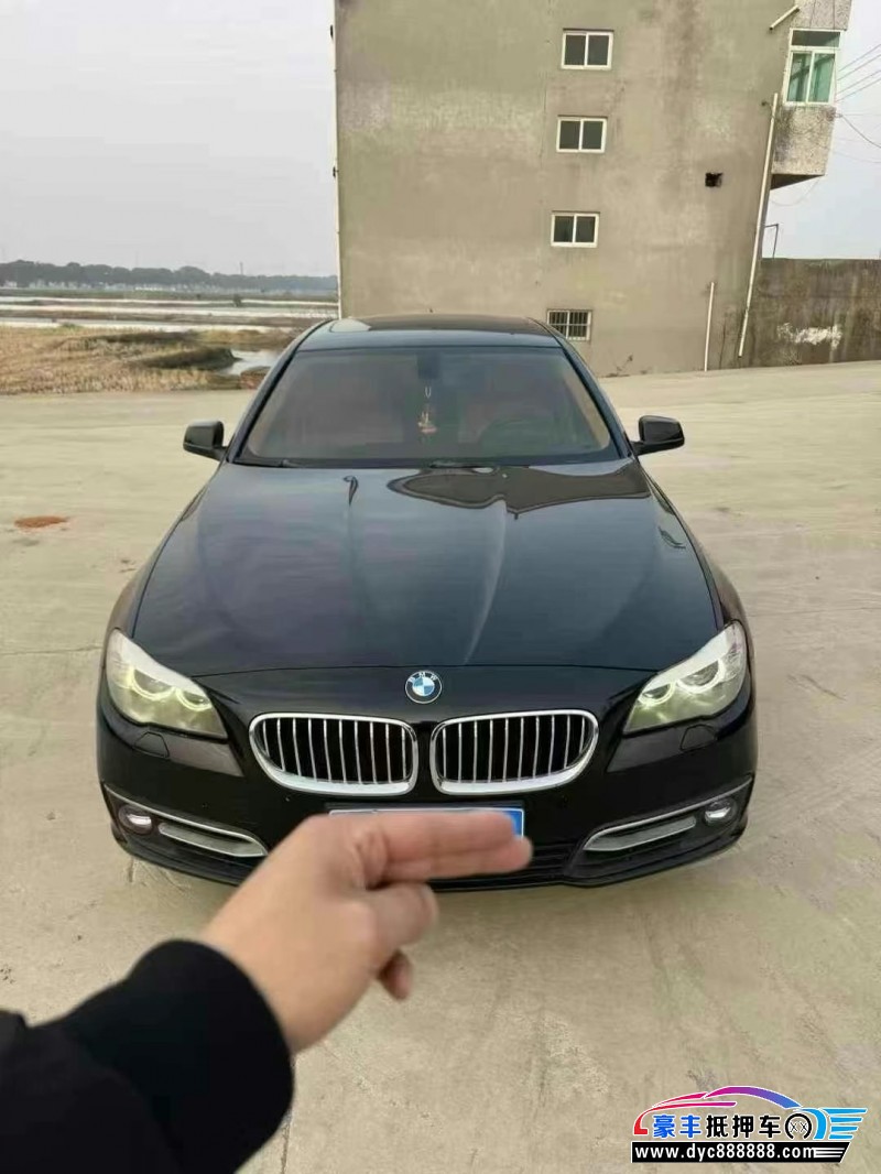12年宝马5系轿车抵押车出售