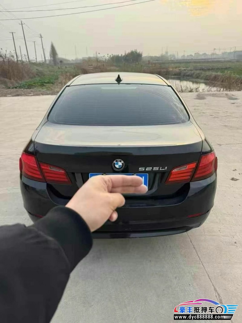 12年宝马5系轿车抵押车出售