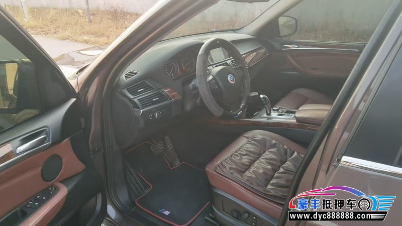 13年宝马X5SUV抵押车出售