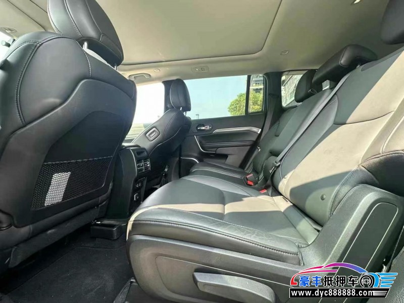 19年Jeep指挥官轿车抵押车出售