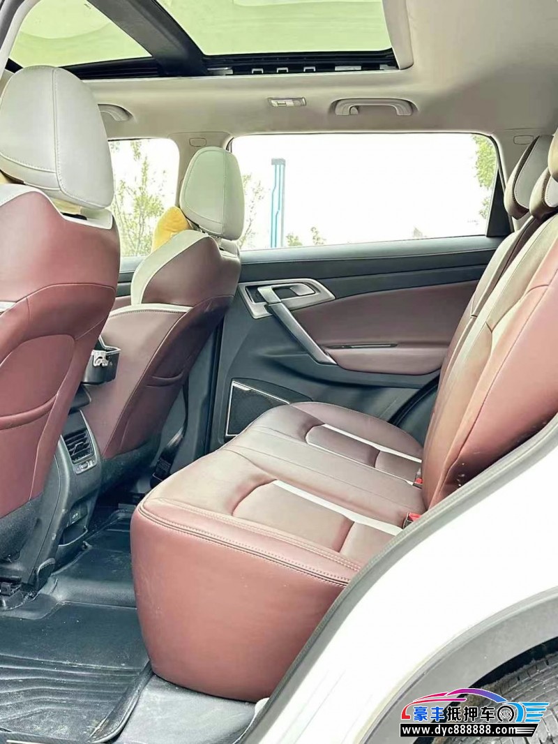 23年吉利博越轿车抵押车出售