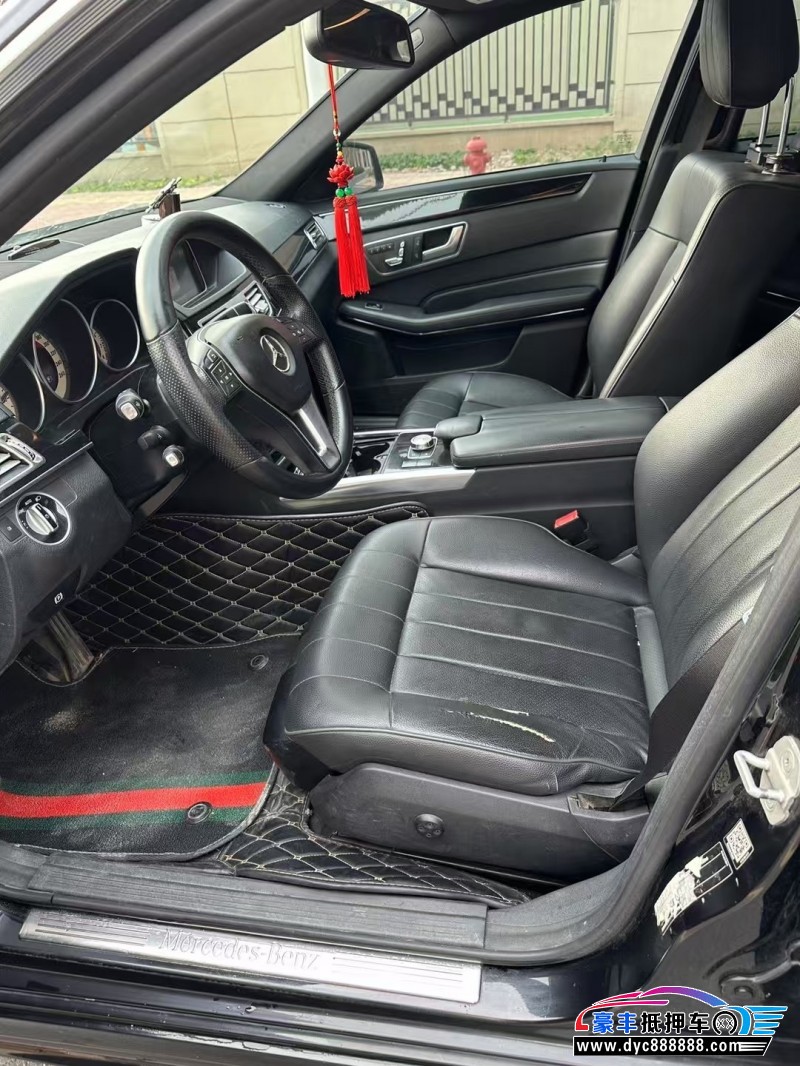 15年奔驰E轿车抵押车出售