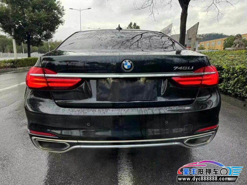 17年宝马7系轿车抵押车出售