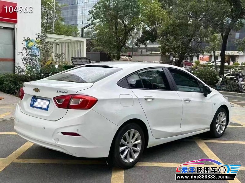 17年雪佛兰科鲁兹轿车抵押车出售