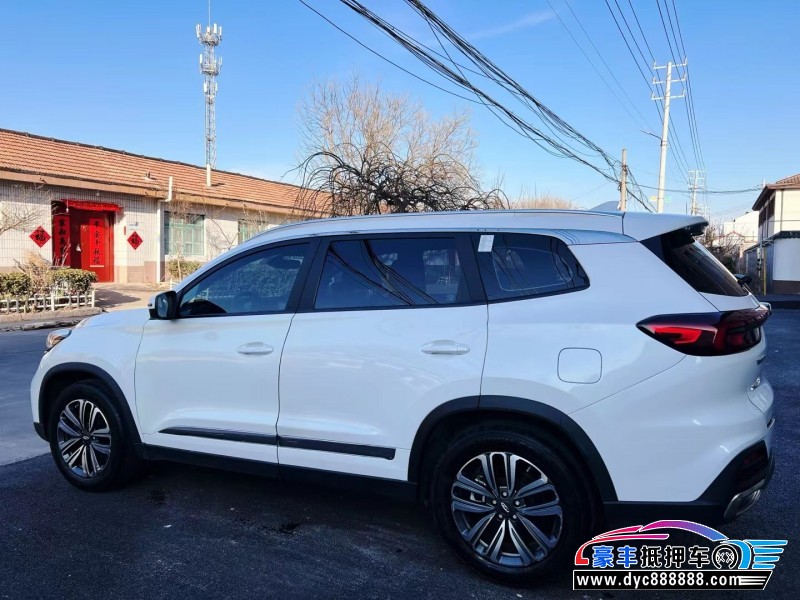 21年奇瑞瑞虎8轿车抵押车出售