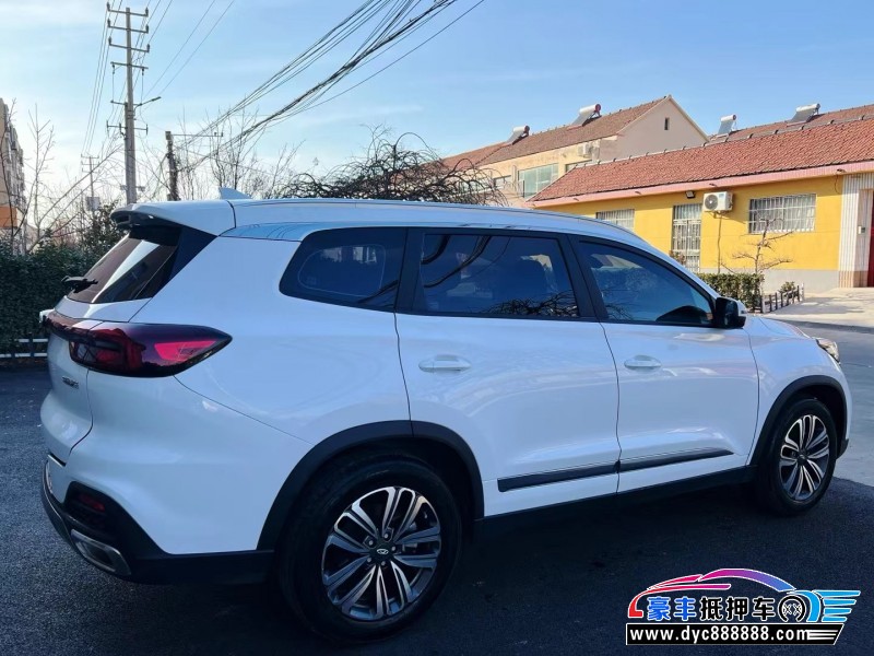 21年奇瑞瑞虎8轿车抵押车出售