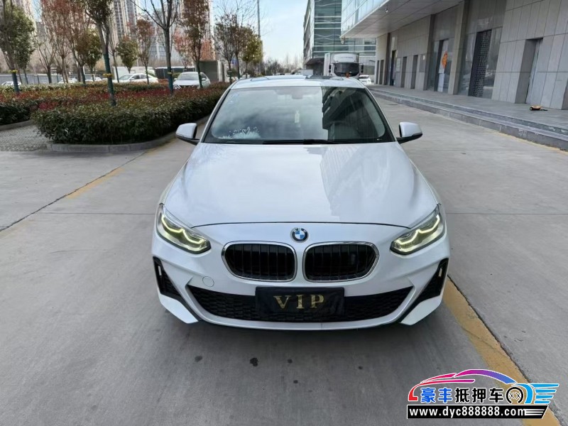 19年宝马1系轿车抵押车出售