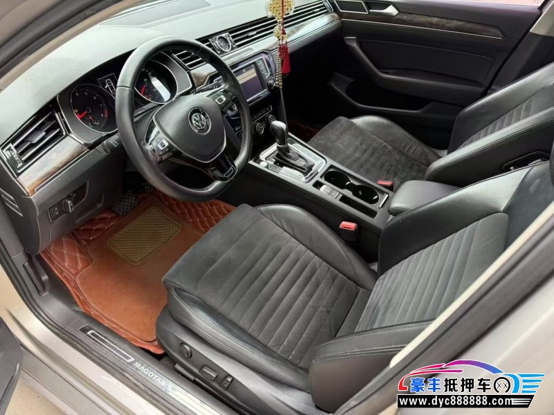 16年大众迈腾轿车抵押车出售