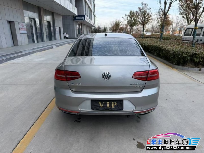 16年大众迈腾轿车抵押车出售